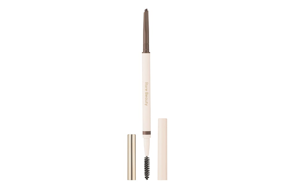Ce crayon &agrave; sourcils est ultra pr&eacute;cis et waterproof