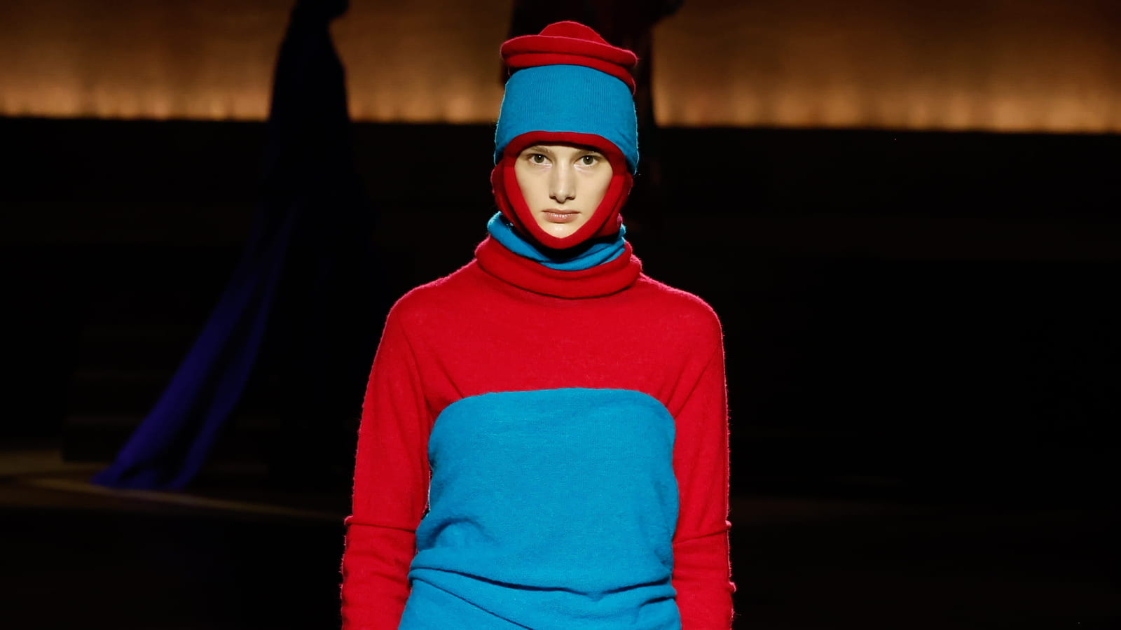 Défilé Issey Miyake automne-hiver 2024-2025