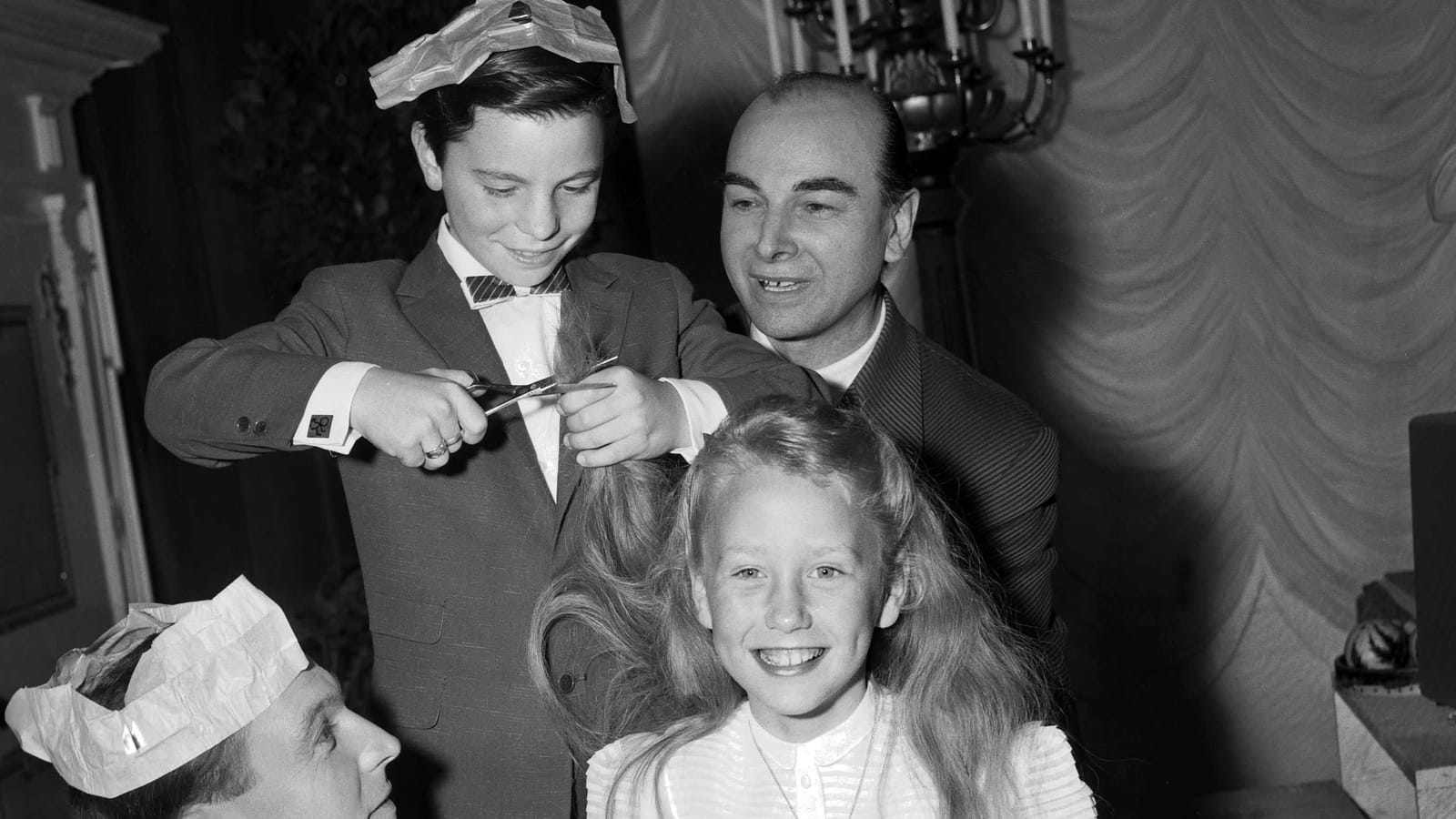 Ses 10 ans dans un studio de cinéma