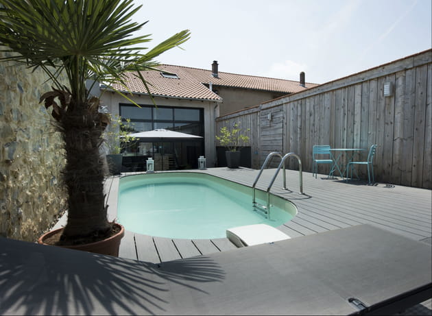 Piscine citadine inférieure à 30 m² de forme libre : trophée d'or