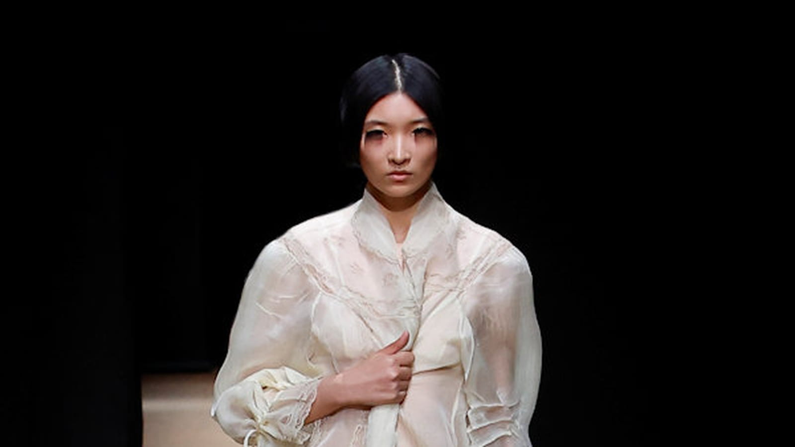 Look 26