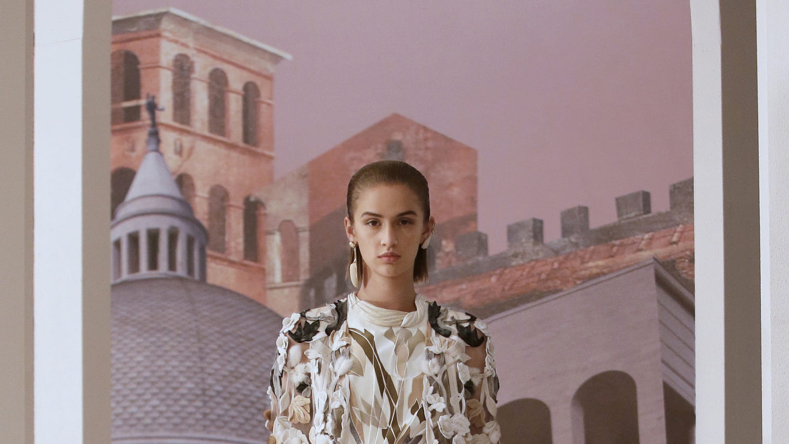 Look 1