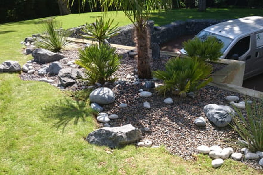 Comment concevoir une rivière sèche pour un jardin japonais ?