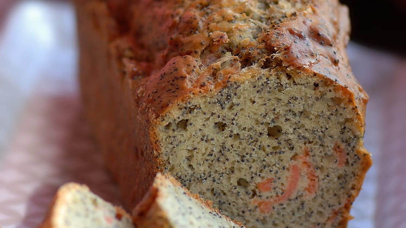 Cake au saumon fumé & graines de pavot