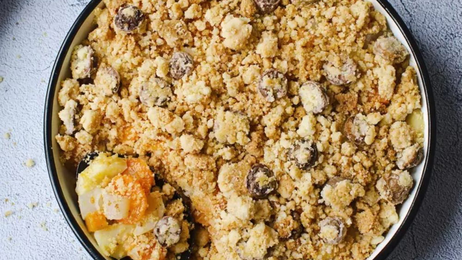 Crumble de légumes racines aux olives vertes