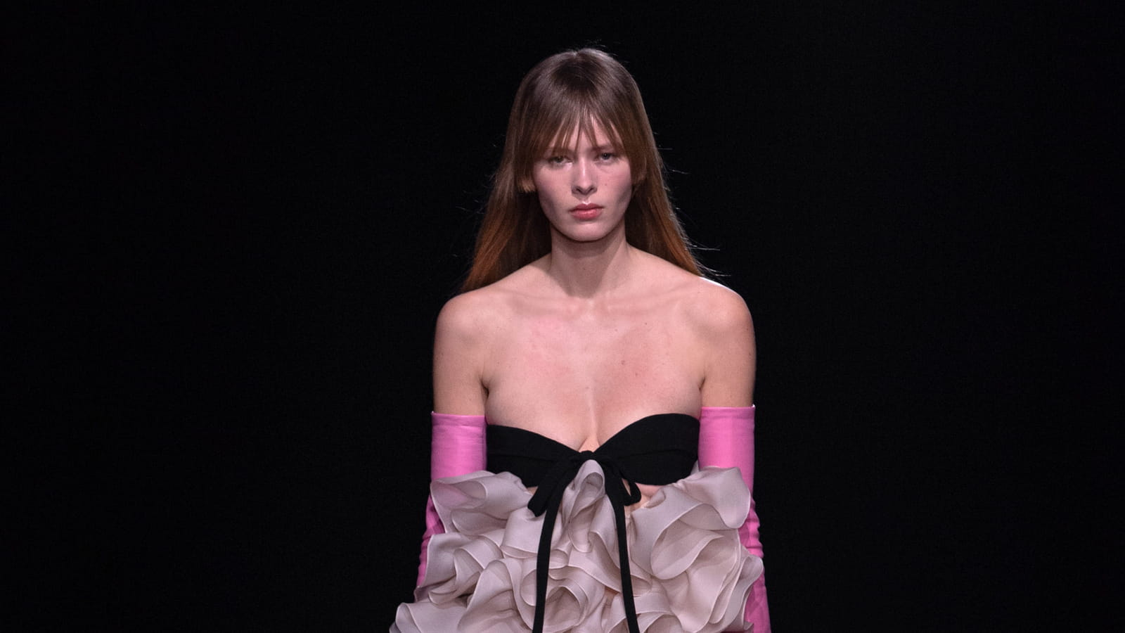 Look 16