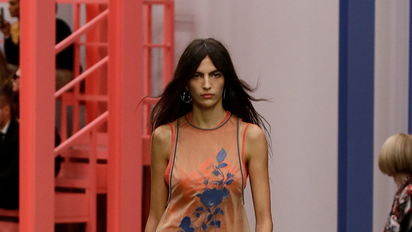 Look 49 