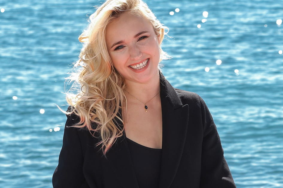 Les belles boucles de Chlo&eacute; Jouannet