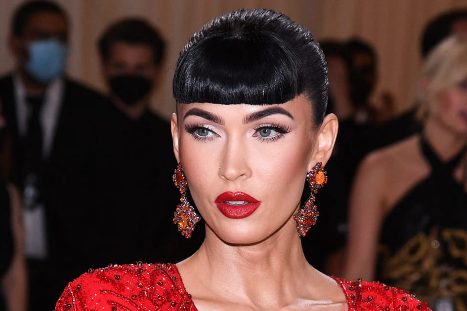 Les l&egrave;vres rouges satin&eacute;es de Megan Fox