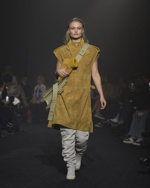 Look 19 du défilé Burberry
