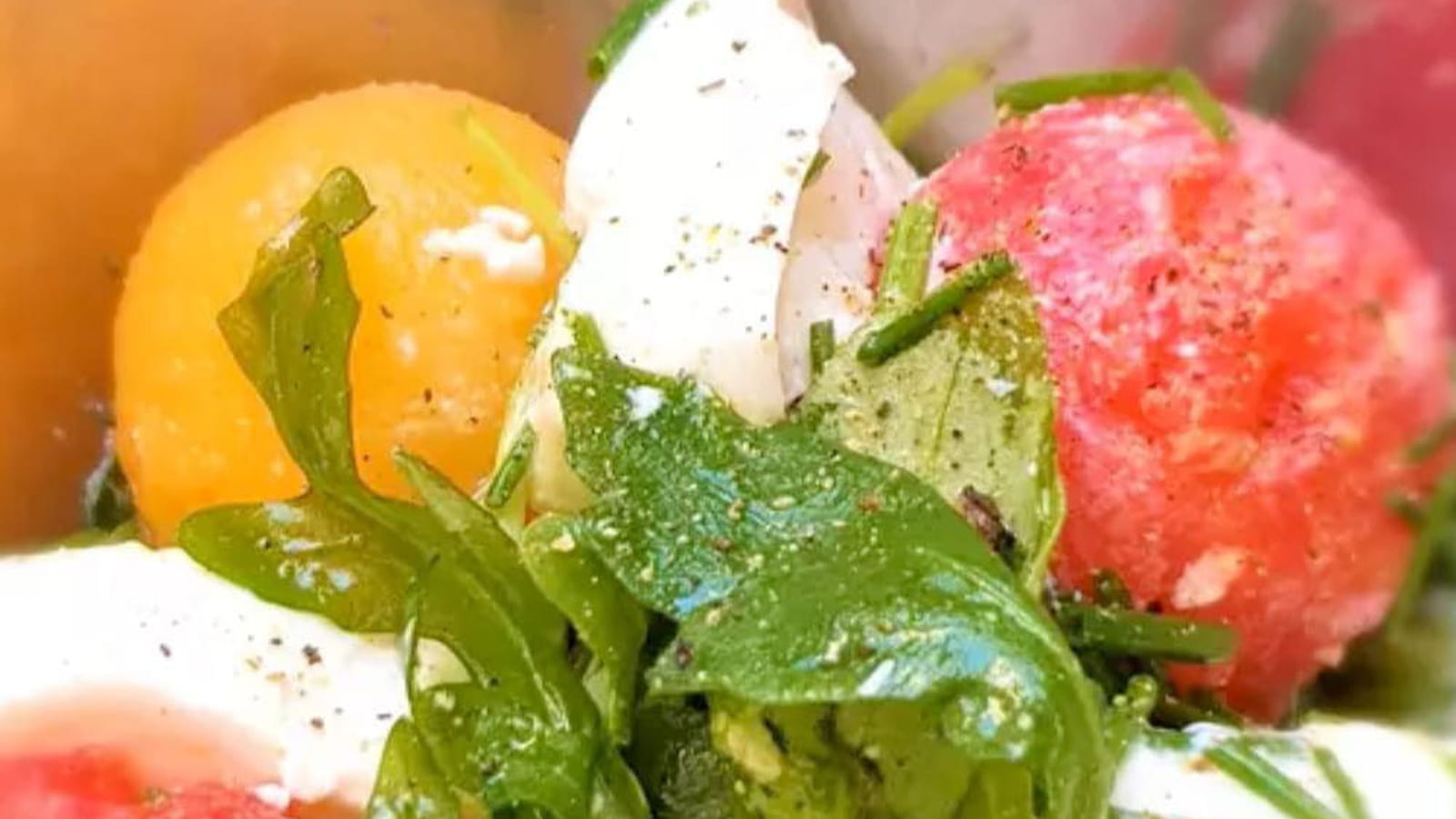 Salade tomate-mozza-pastèque aux couleurs d'Italie