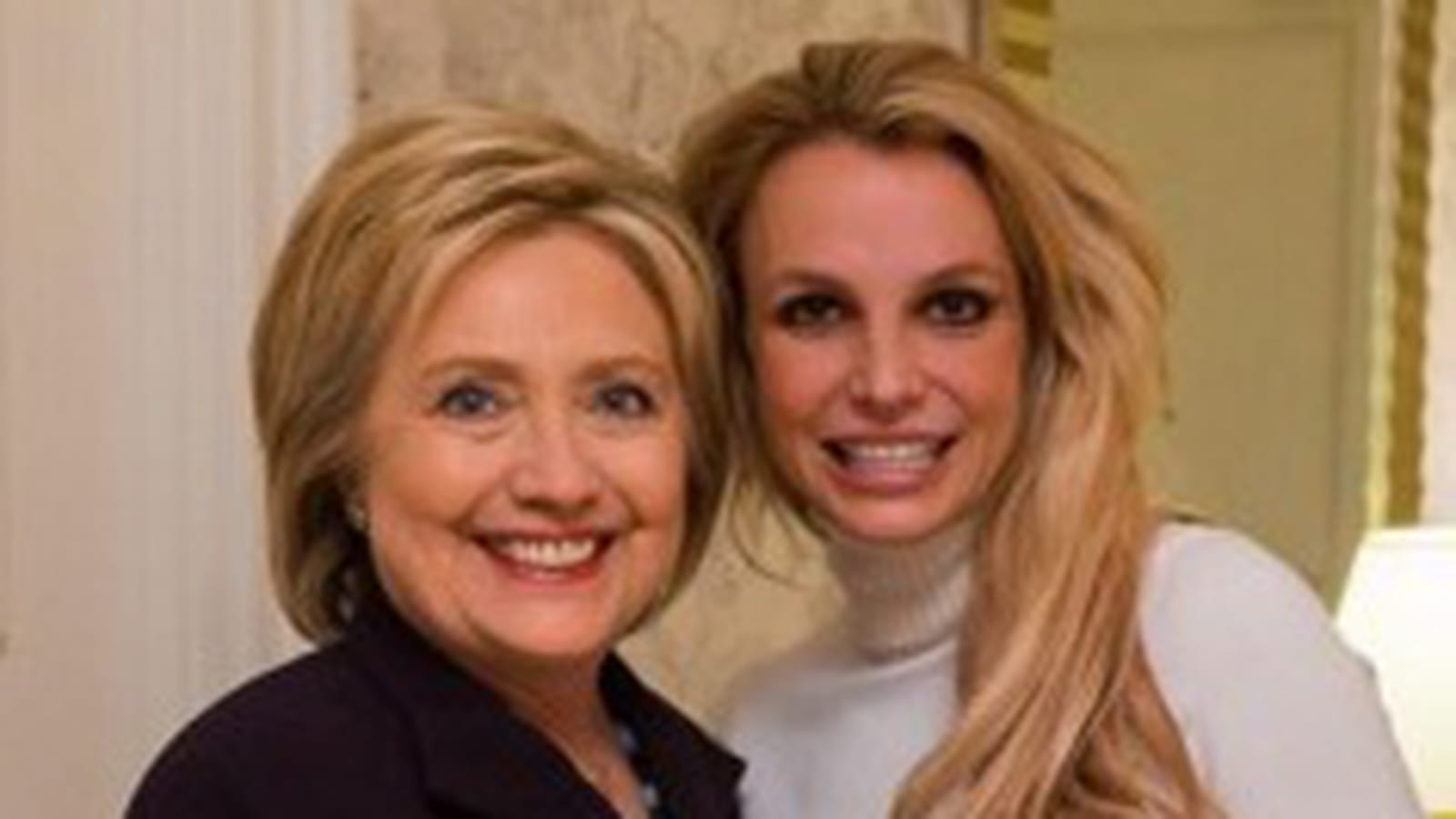 Hillary Clinton et Britney Spears 