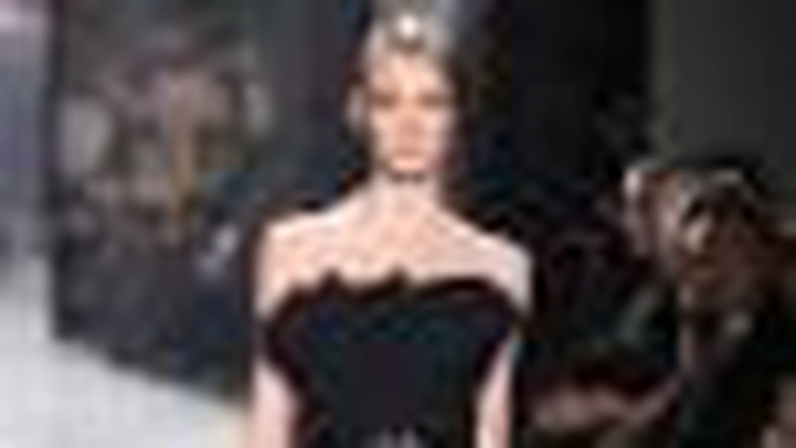 Robe bustier noire de Donna Karan
