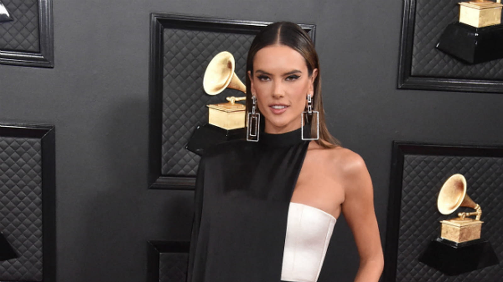 Alessandra Ambrosio 