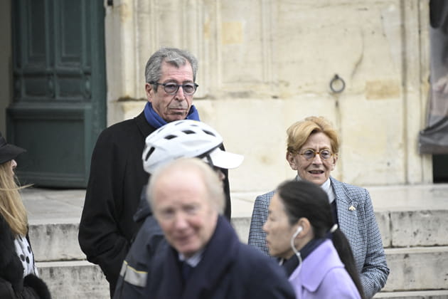Patrick et Isabelle Balkany assistent aux obsèques de Pal Sarkozy
