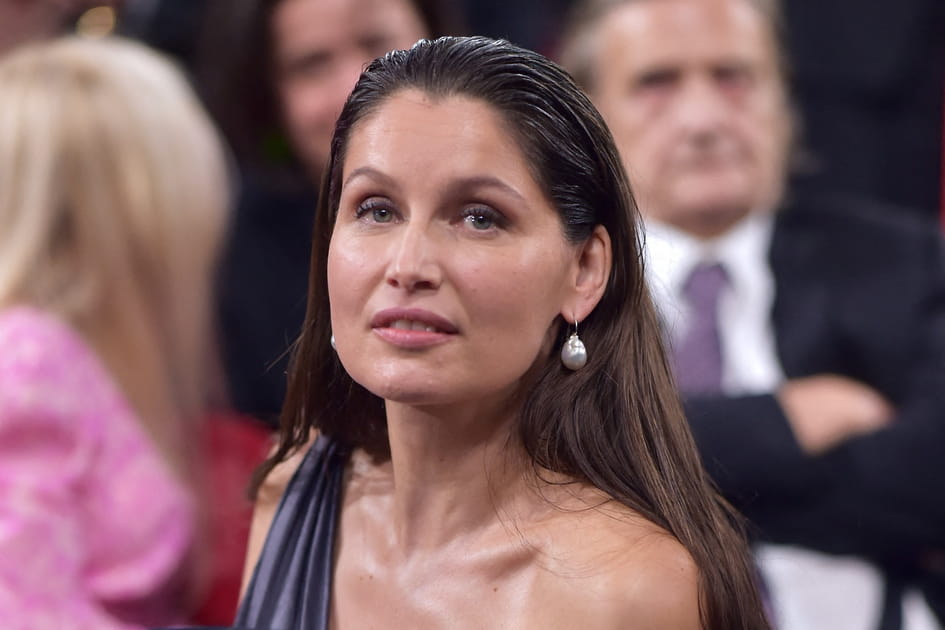 Laetitia Casta est envoutante en brune