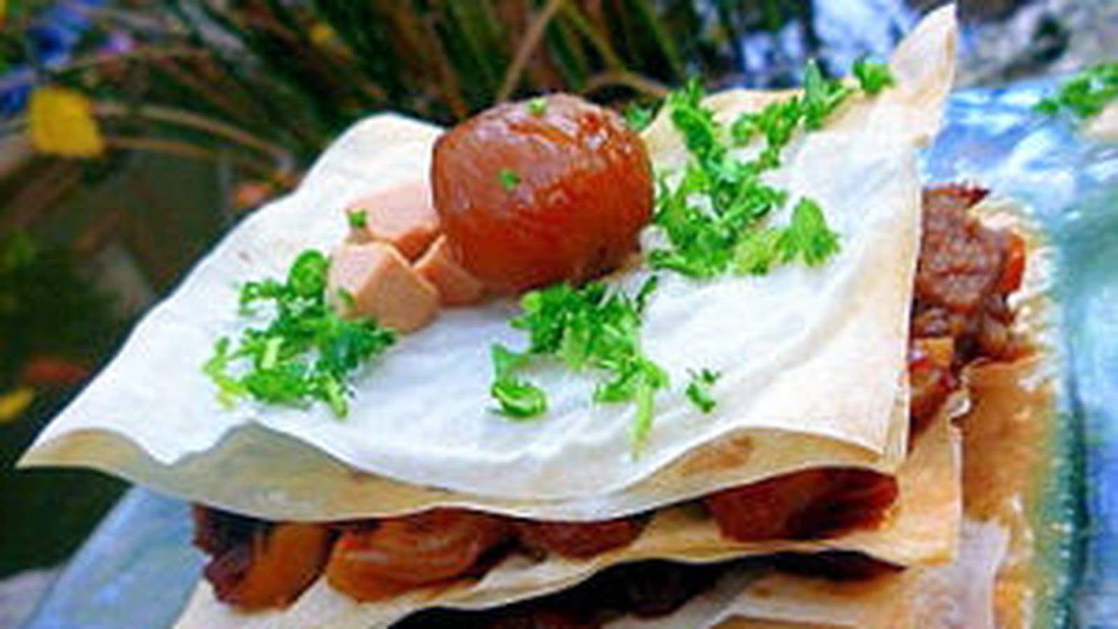 Mille-feuilles de joues de porc braisées et châtaignes
