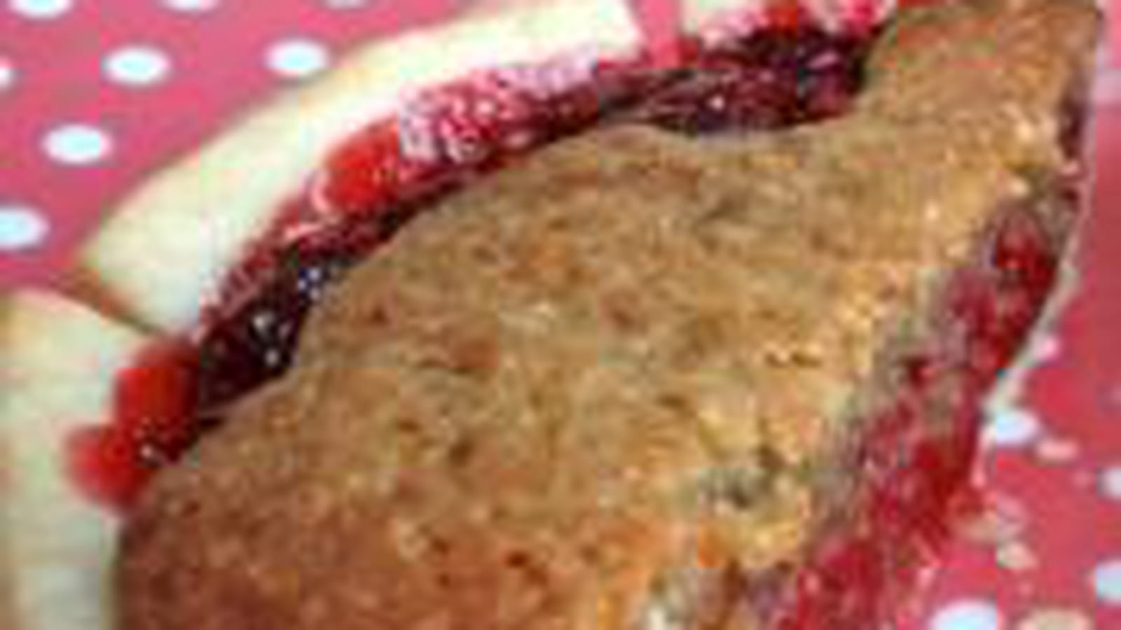 Amande et fruits rouges