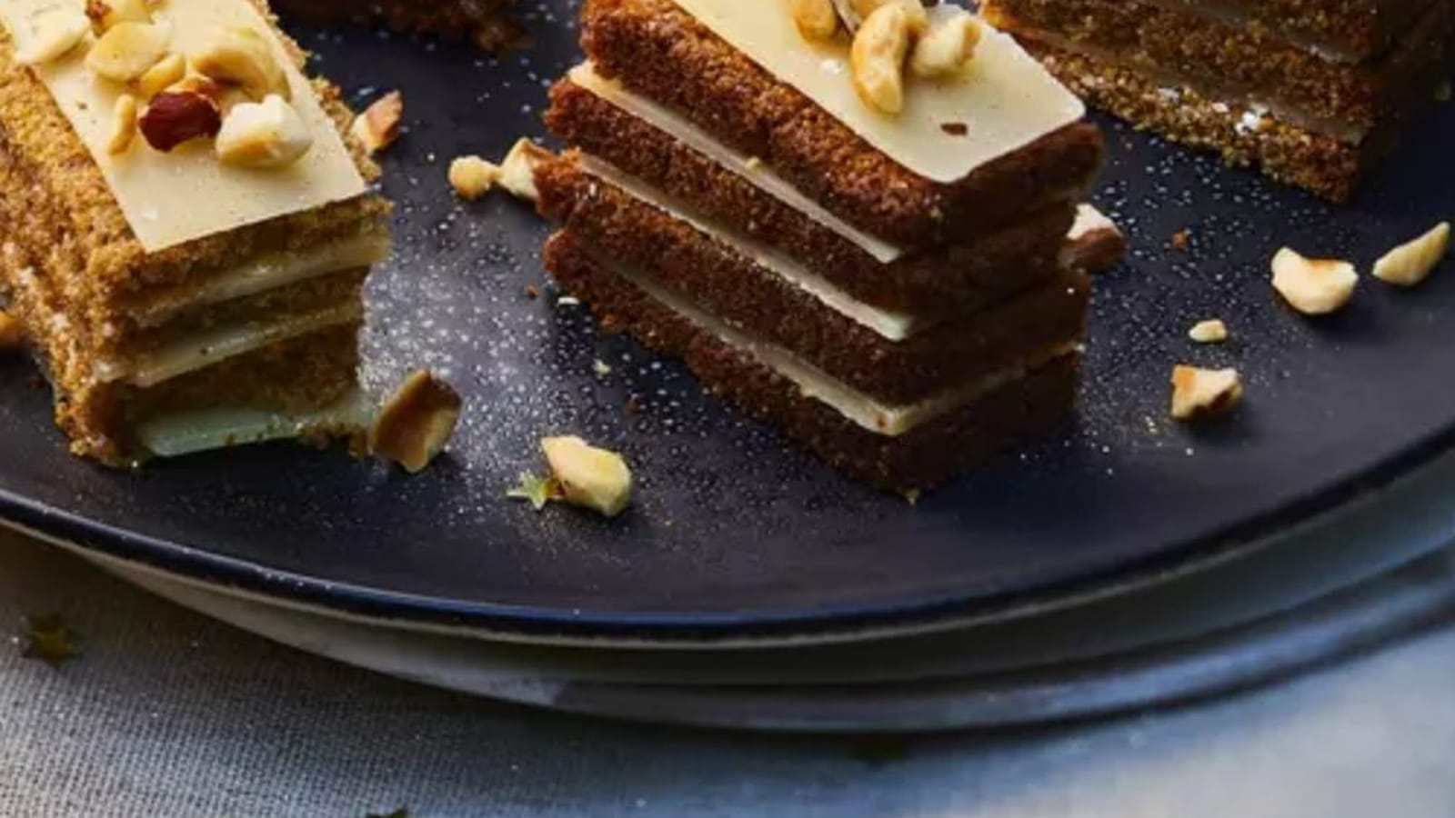 Bouchées de mille-feuilles de pain d’épices, Etivaz AOP