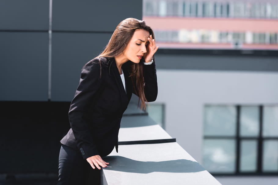 Phobie du vide (acrophobie) : quelle signification, que faire ?