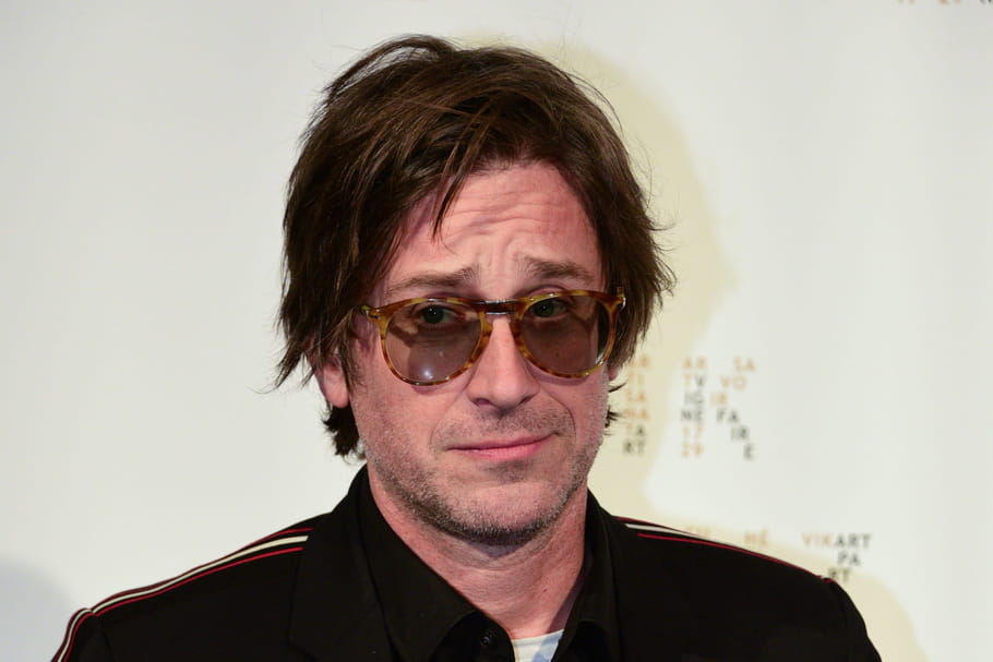 Thomas Dutronc raconte son enfance : pourquoi il avait "super honte" de sa mère