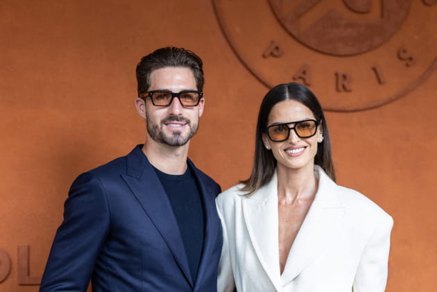 Kevin Trapp tout sourire au bras de la belle Izabel Goulart à Roland-Garros