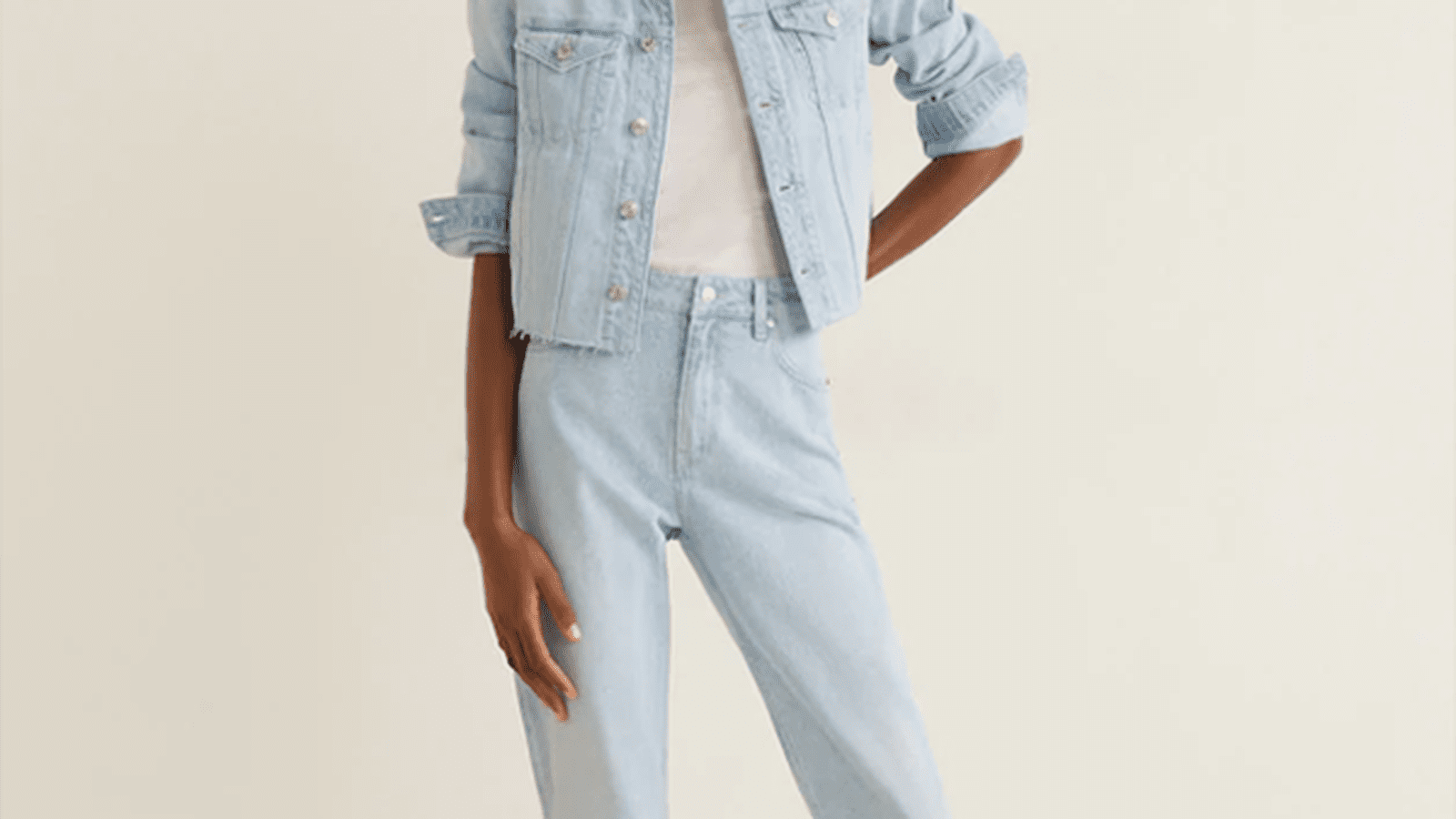 Jean délavé style mom 