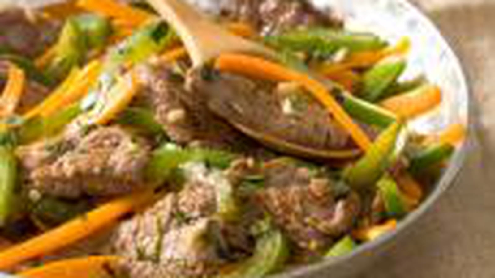 Bœuf mariné aux légumes croquants