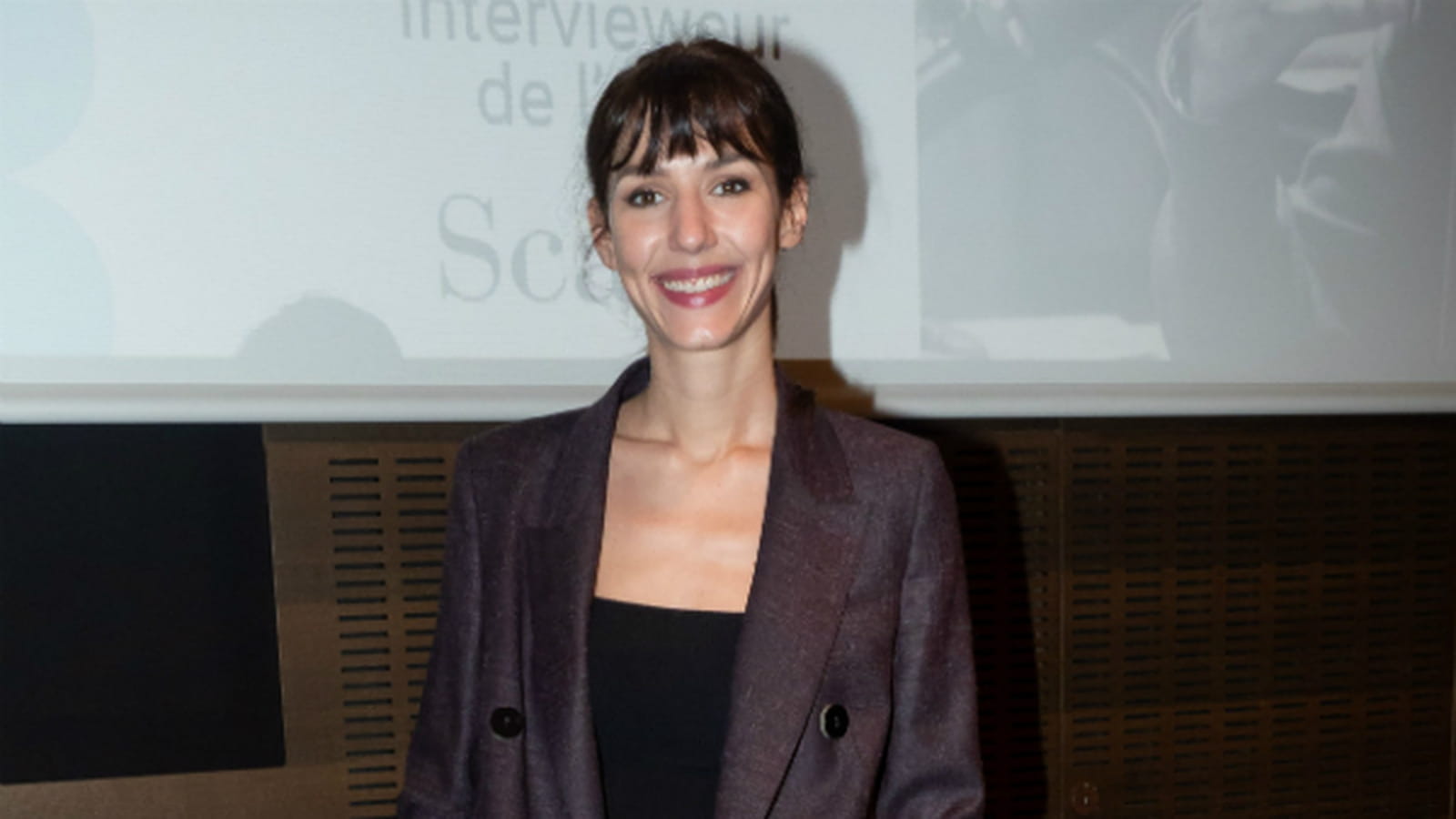 Doria Tillier