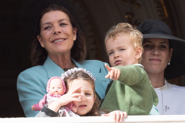 Caroline de Monaco, combl&eacute;e par ses petits-enfants