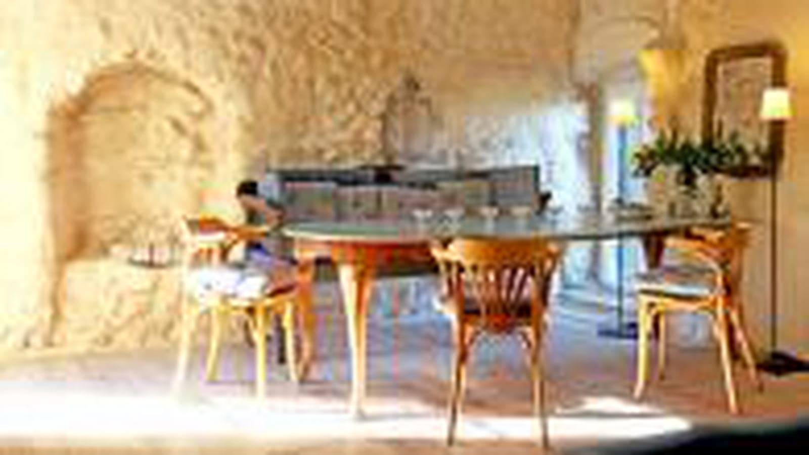 Salle à manger en pierre