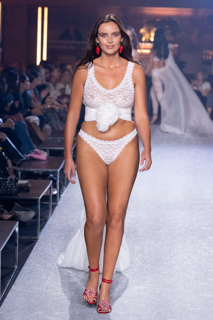 Look 33&nbsp;du d&eacute;fil&eacute; Etam Live Show 2023