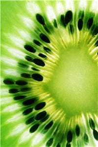 le kiwi est un bon moyen d'éviter els carences en vitamine c.