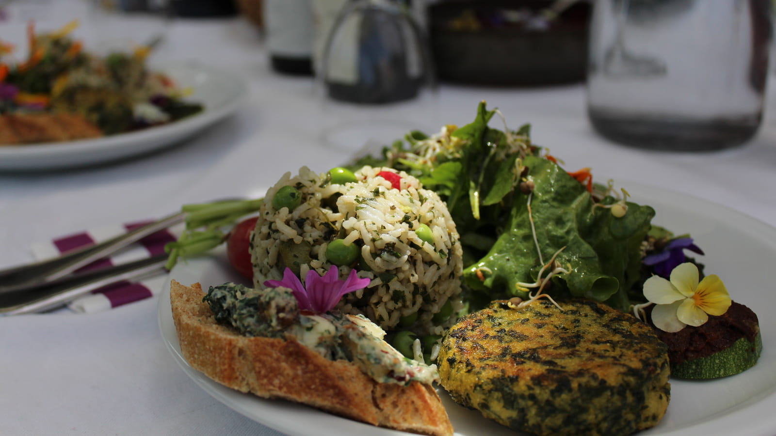 Assiette florale