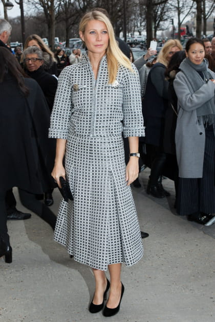 Gwyneth Paltrow en robe &agrave; carreaux chic