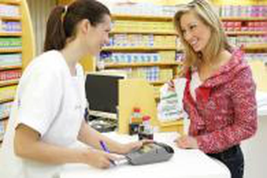 Pharmacies : des prix élevés et peu de conseils