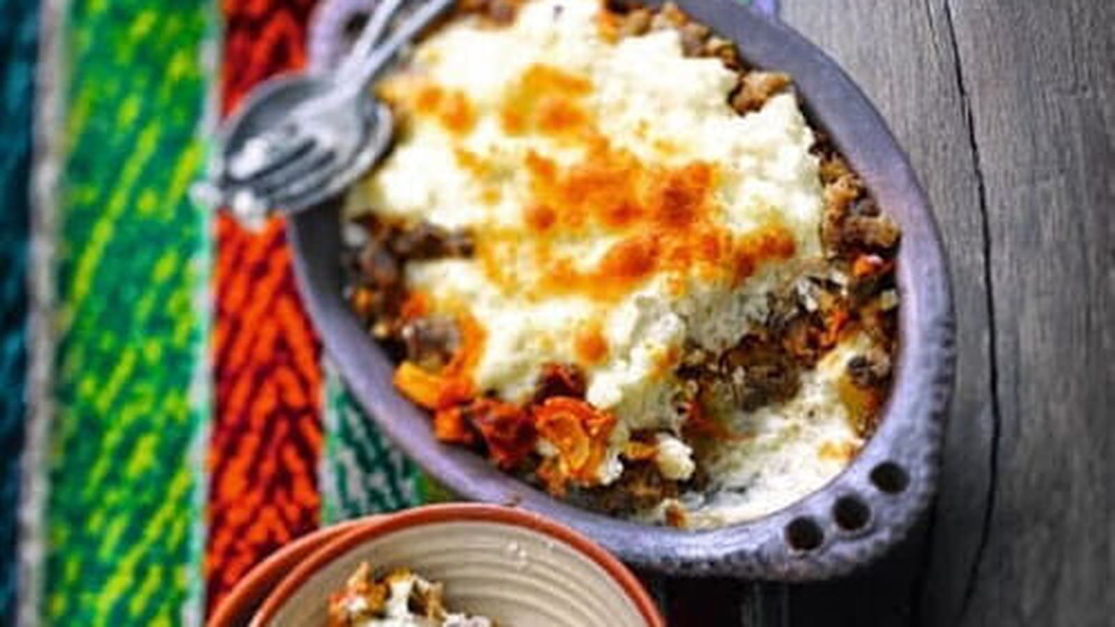 Cache-cache de viande séchée (escondidinho de carne seca)