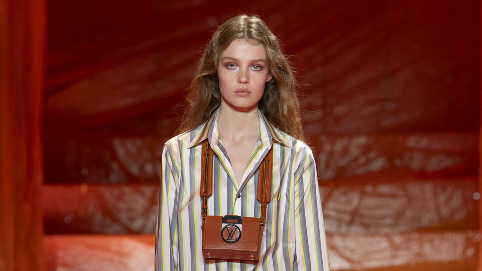 Look 10