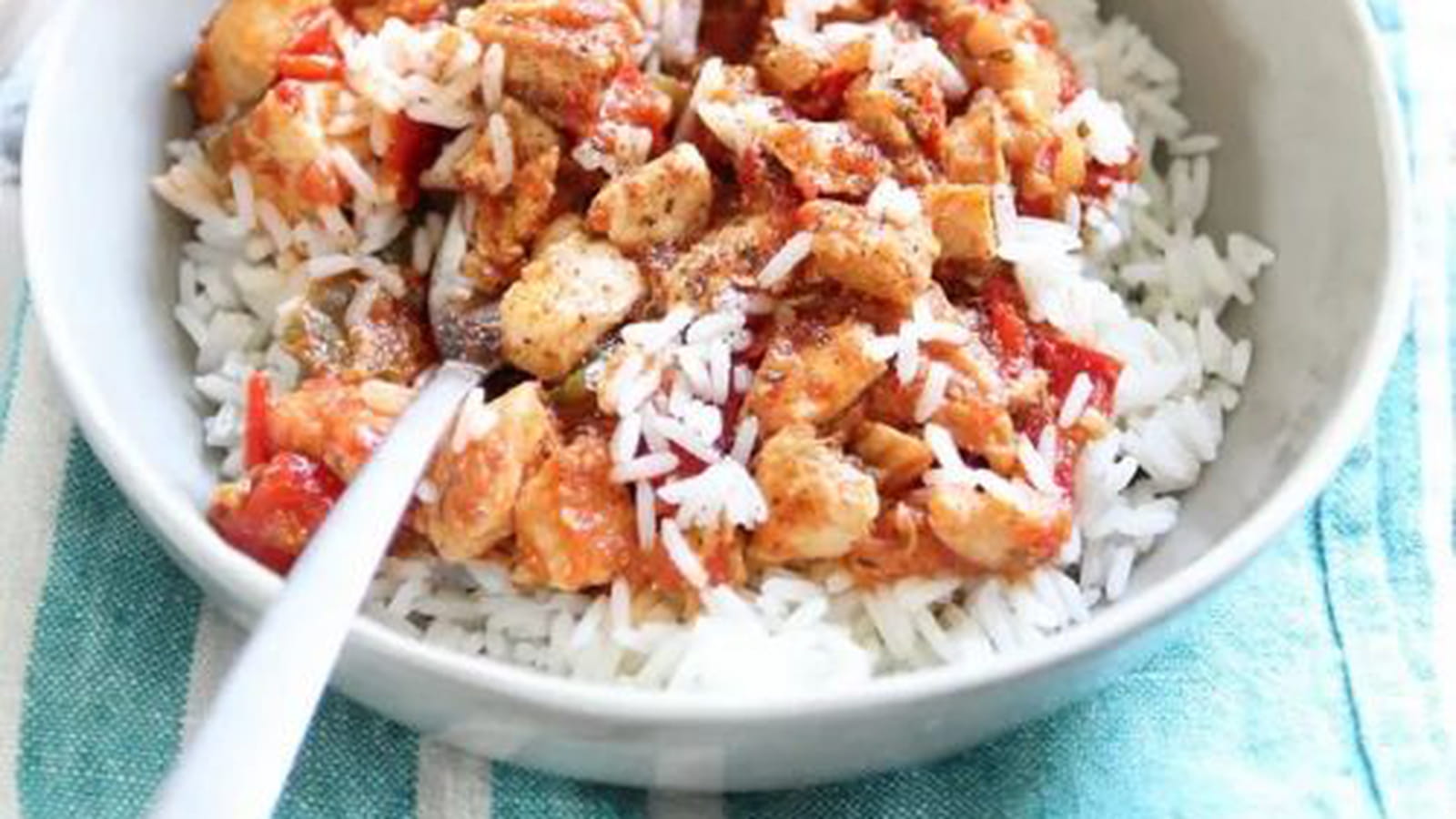 Poulet Basquaise au thym, laurier et origan