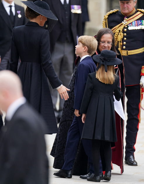 Princesse Charlotte et son frère George - Funérailles d'Elizabeth II à l'Abbaye de Westminster