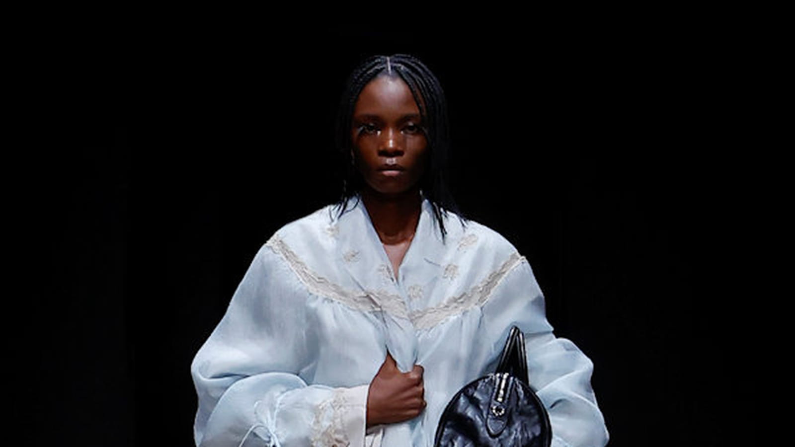 Look 28