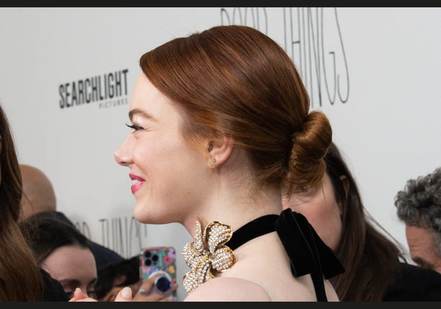 Top&nbsp;: le chignon bas d'Emma Stone