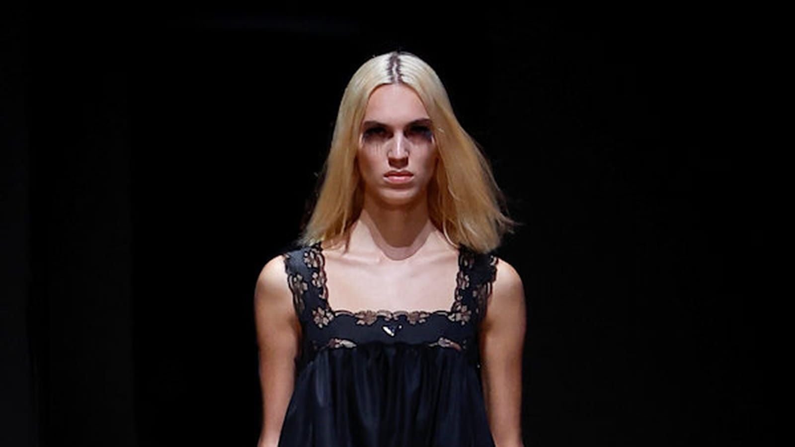 Look 30