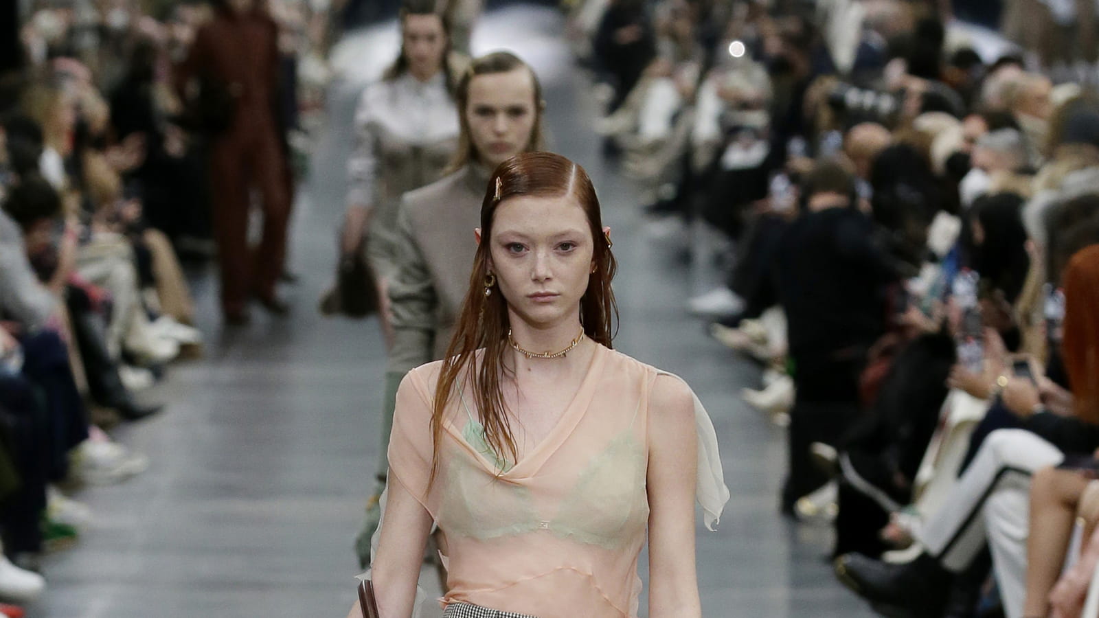 Look 17