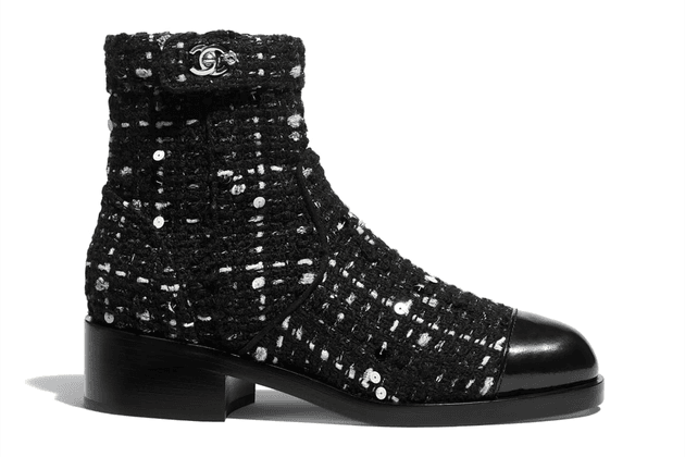 Bottines en tweed de Chanel