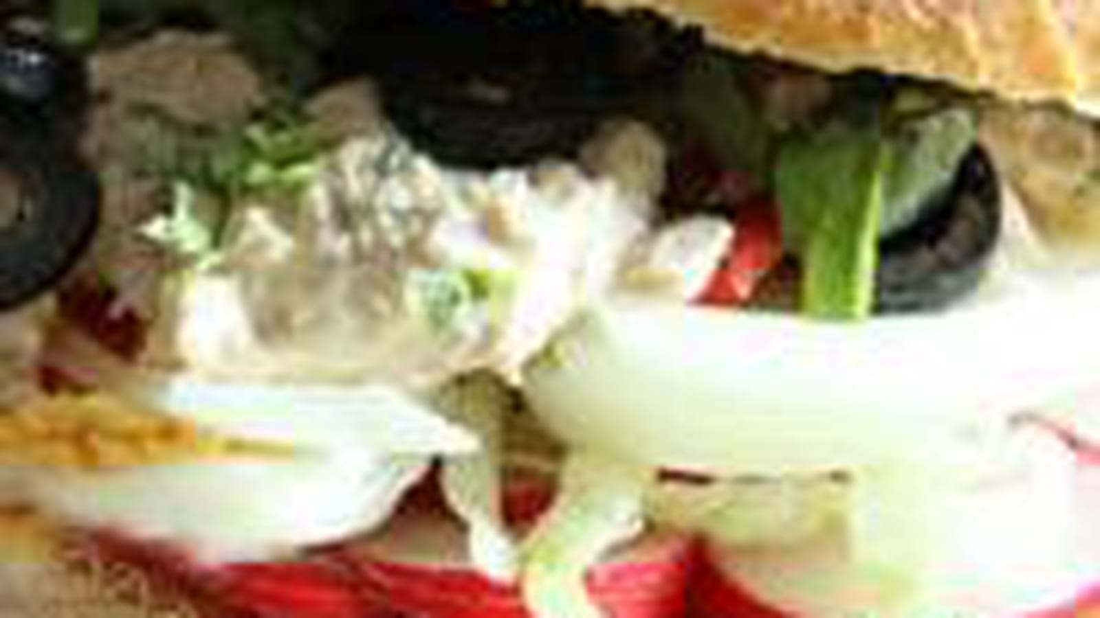 Pan bagnat niçois