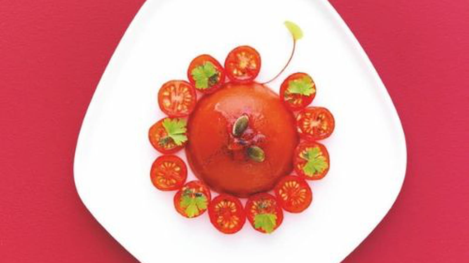 Dôme de gaspacho et caramel de tomates à la vanille