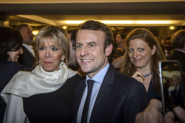 Derri&egrave;re chaque grand homme il y a une femme