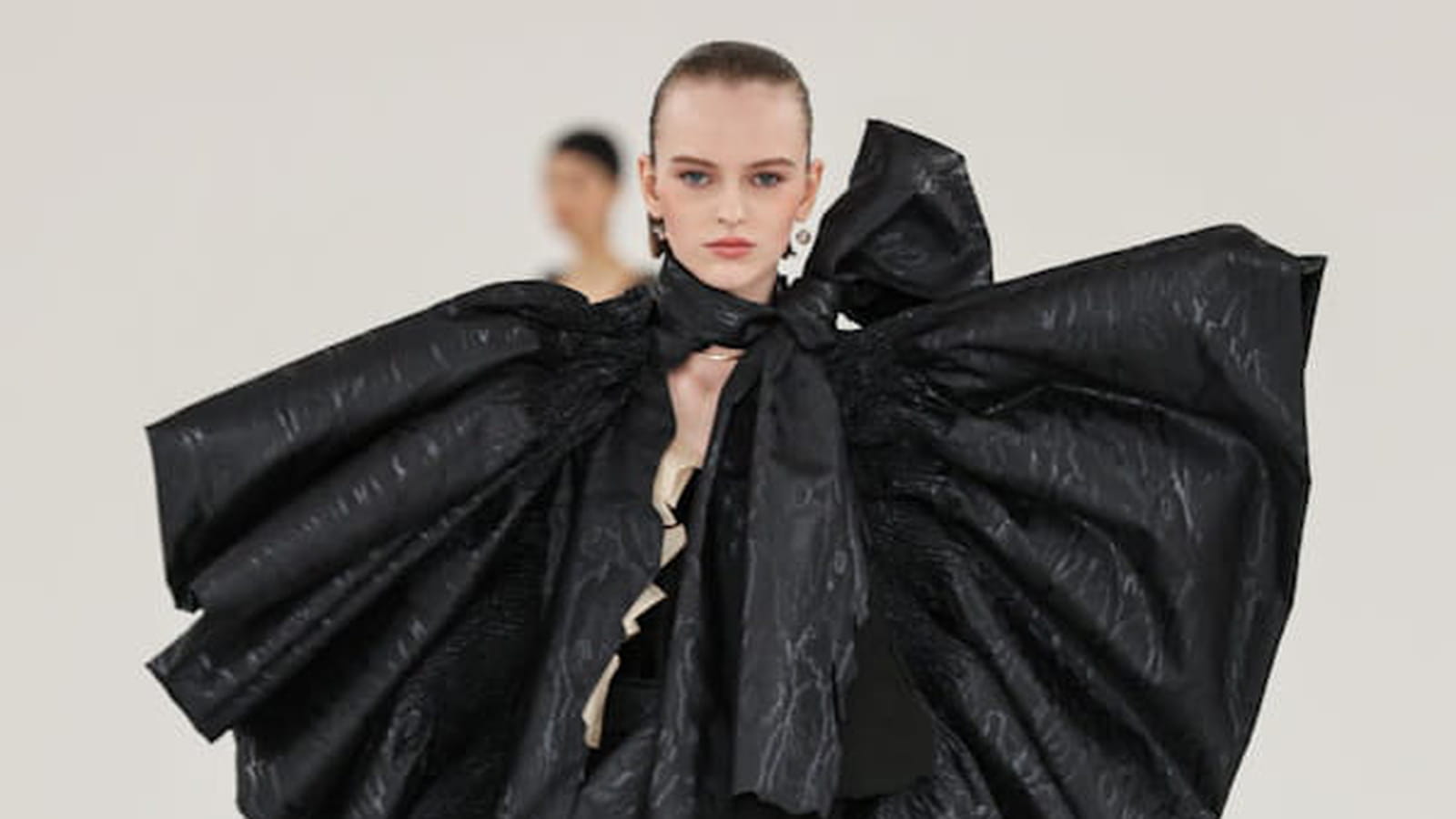 Défilé Viktor & Rolf haute couture printemps-été 2024