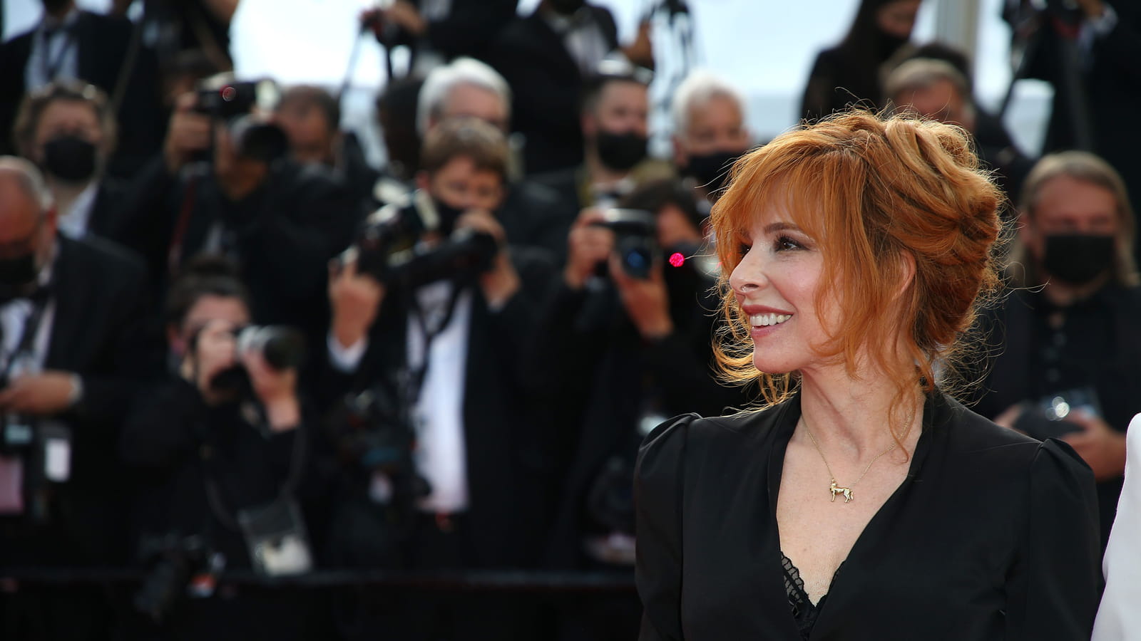 Le chignon banane épatant de Mylène Farmer